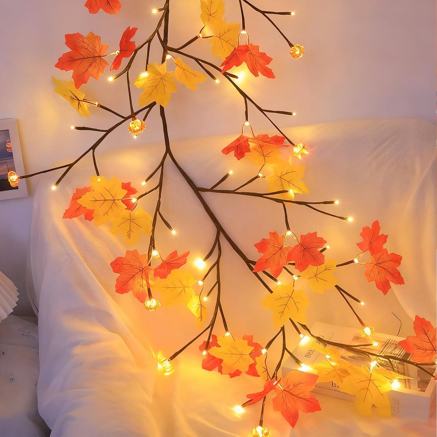 Maple Leaf Tree Light